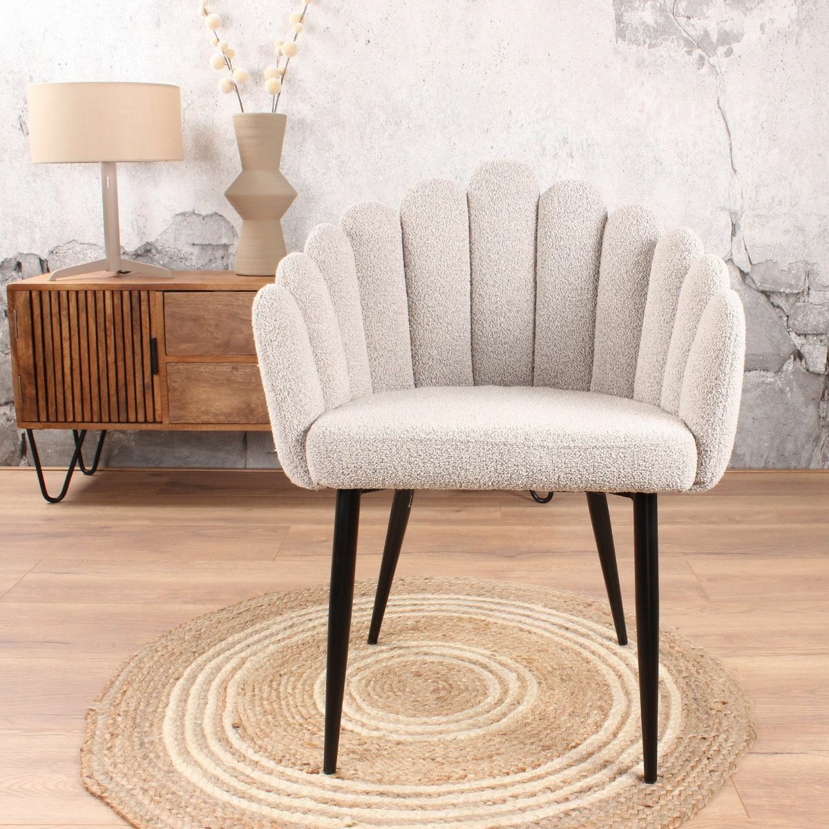 Flower Esszimmerstuhl Bouclé Beige 1