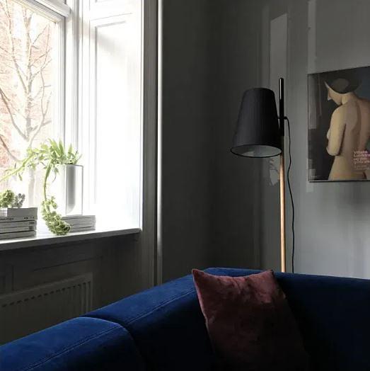 Hideout Floor Lamp Black by Frandsen 3