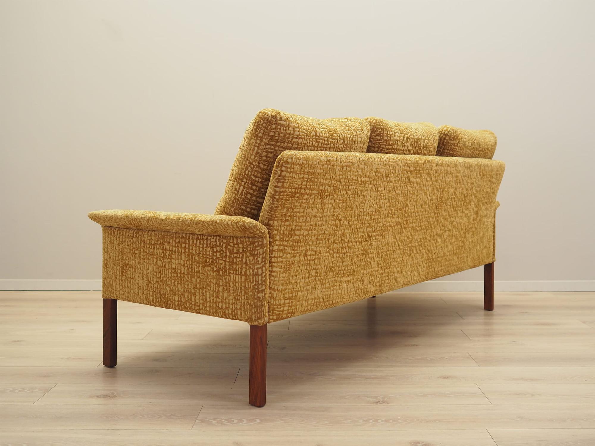 3-seater sofa yellow 1960s 4
