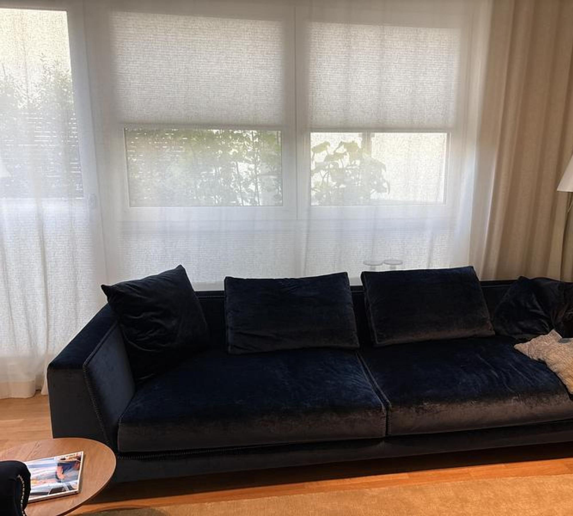 Ray Sofa Samt Blau 1