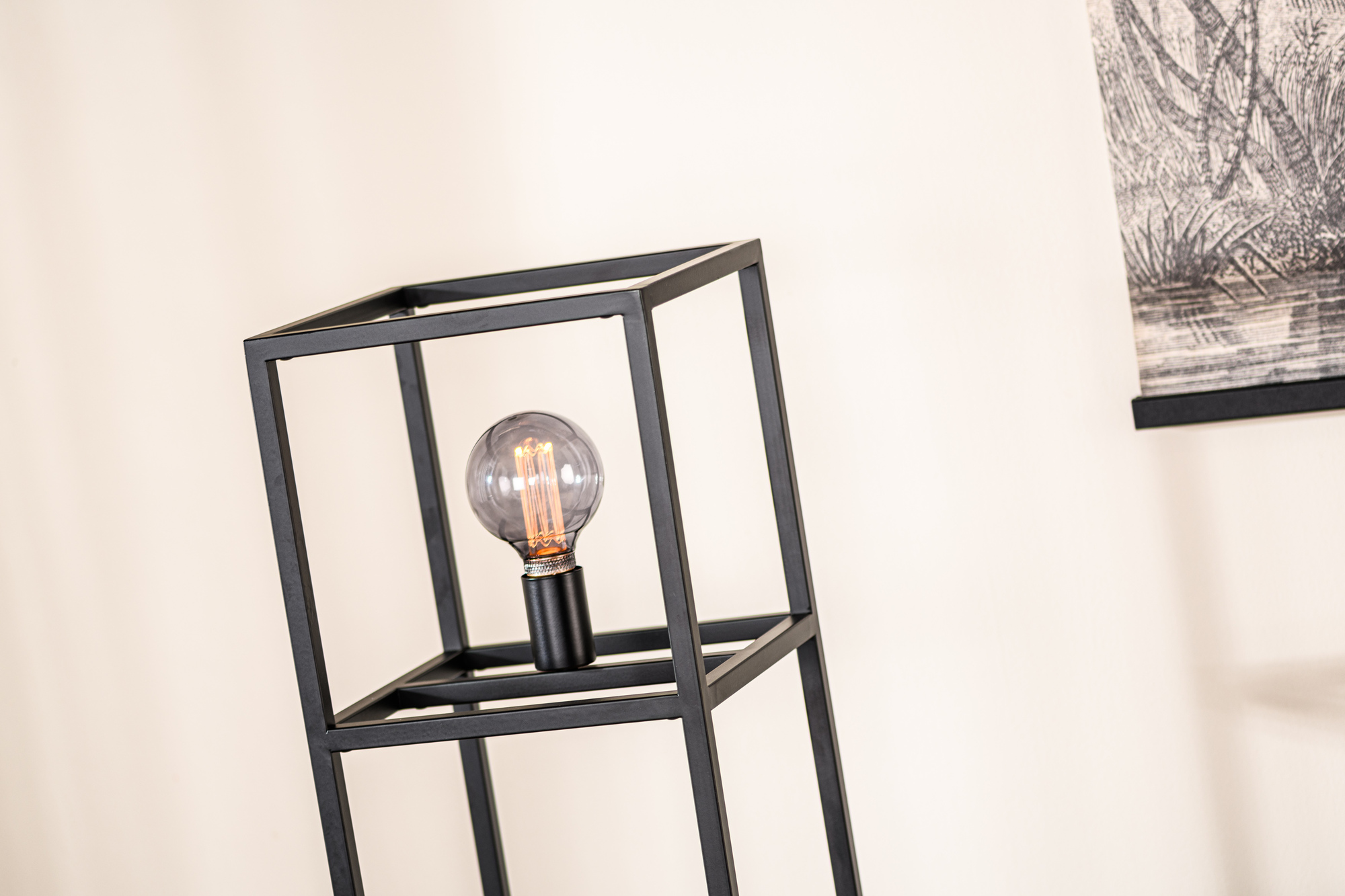 Lampada da terra in acciaio nero 2