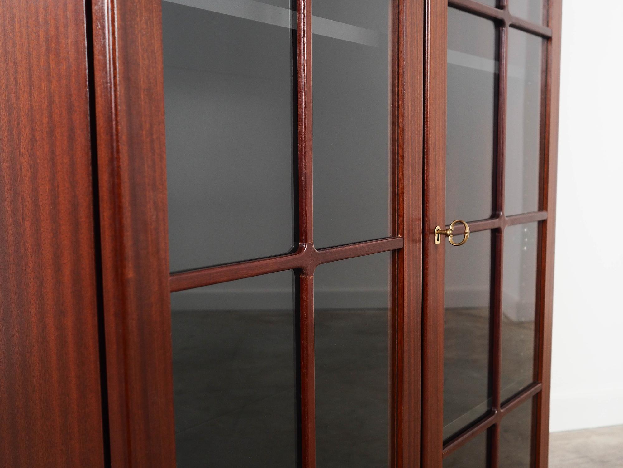Mahogany display cabinet 1970s 6