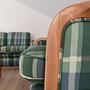 2x Vintage Sofa 2-Sitzer & Couchtisch Olivenholz Kariert 2