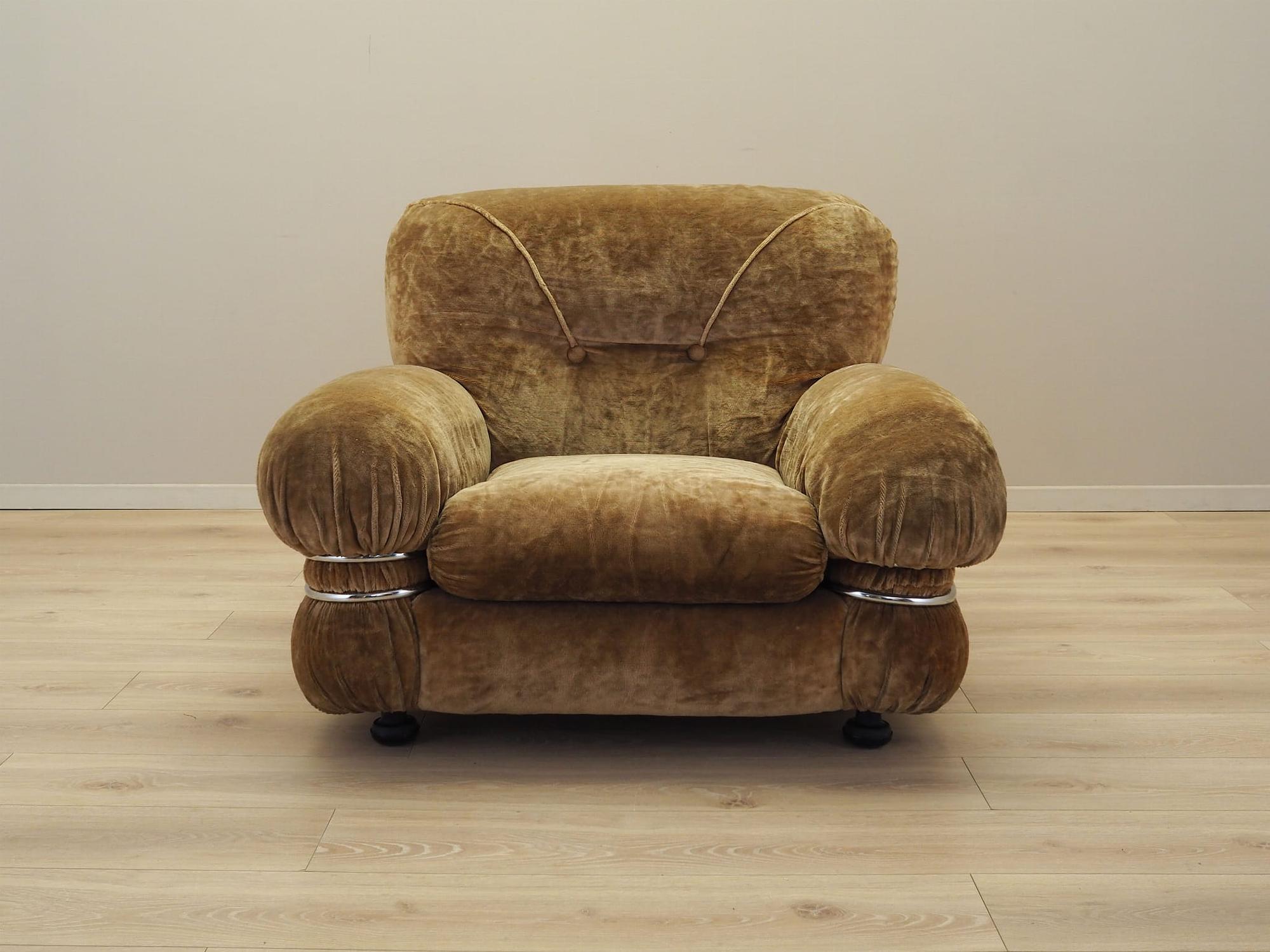 Poltrona in velluto marrone anni '70 2