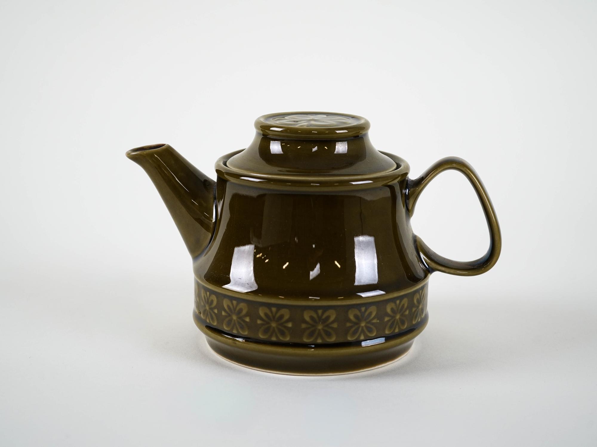 Ceramic teapot 1980s made in Poland 3