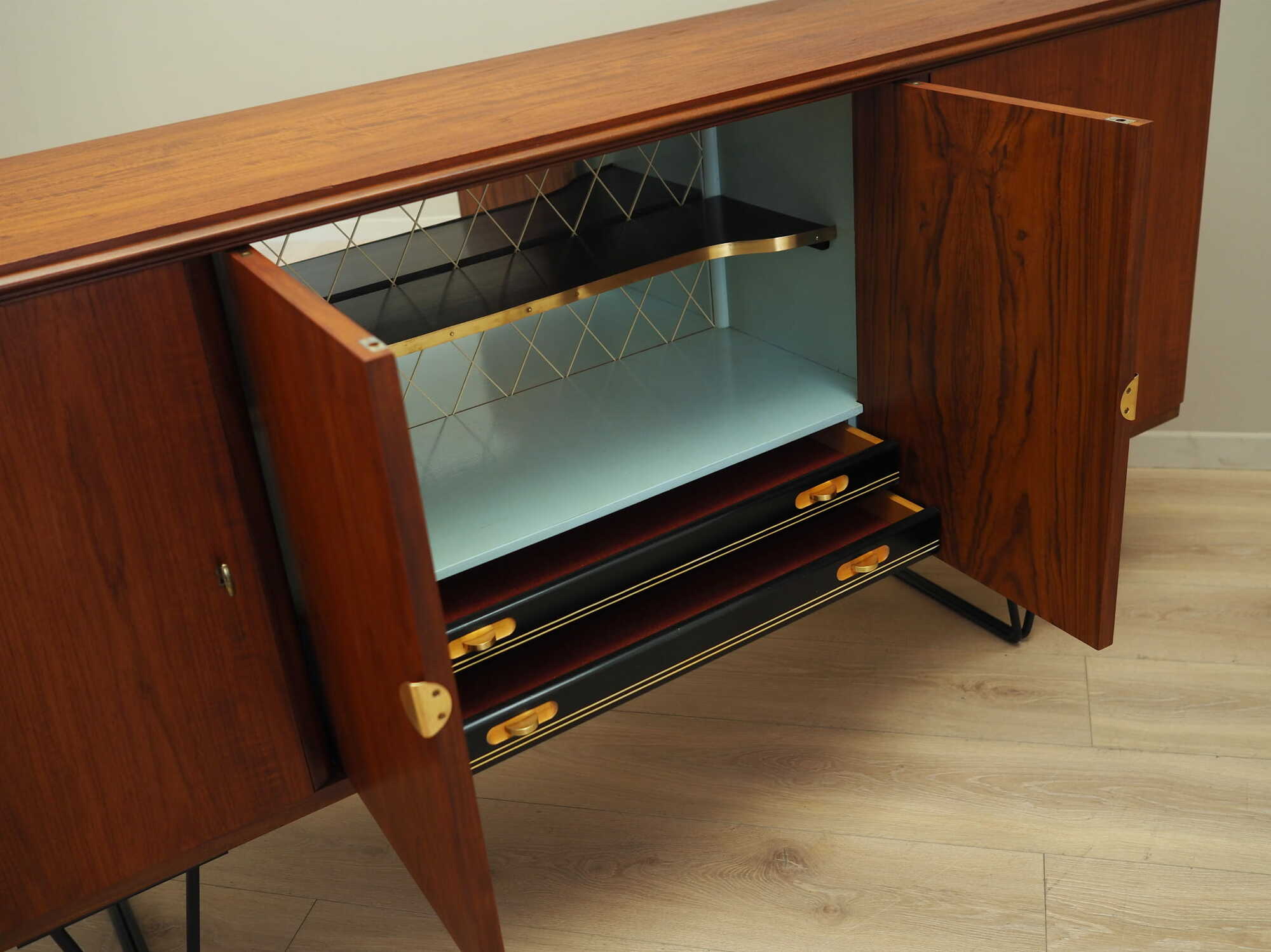 Vintage Sideboard Teakholz Braun 1970er Jahre 7