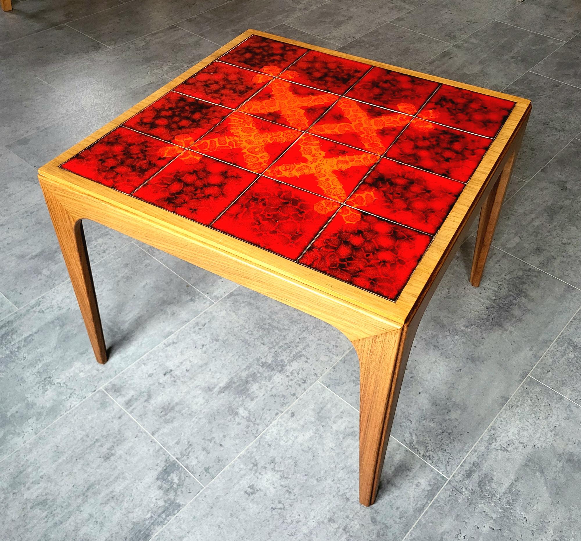 Fat Lava Couchtisch Holz Keramik 0