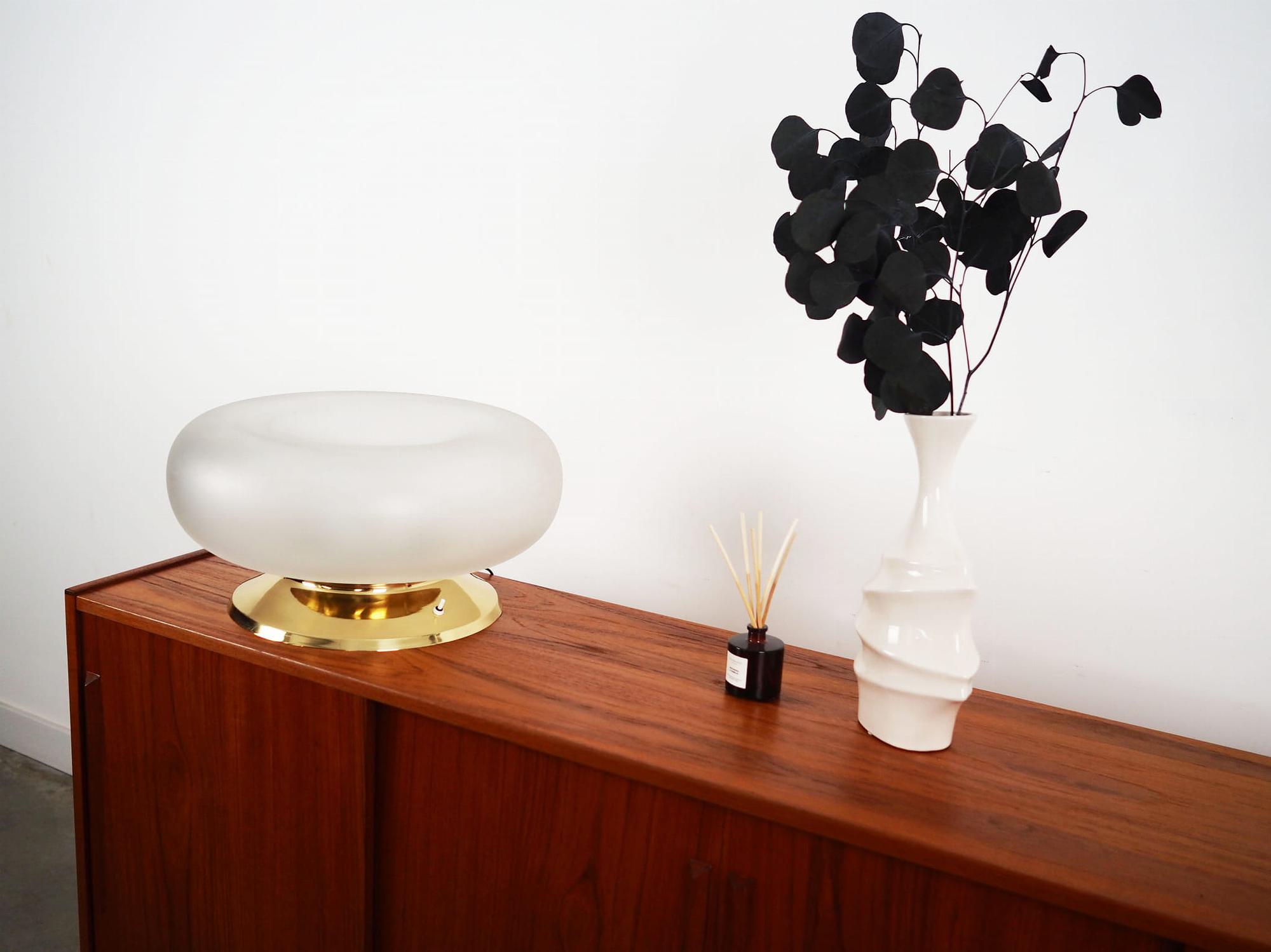 Table lamp
Glass
Metal
1970s 1