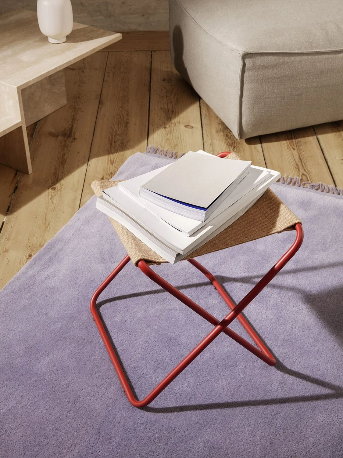 Desert Hocker Rot 1