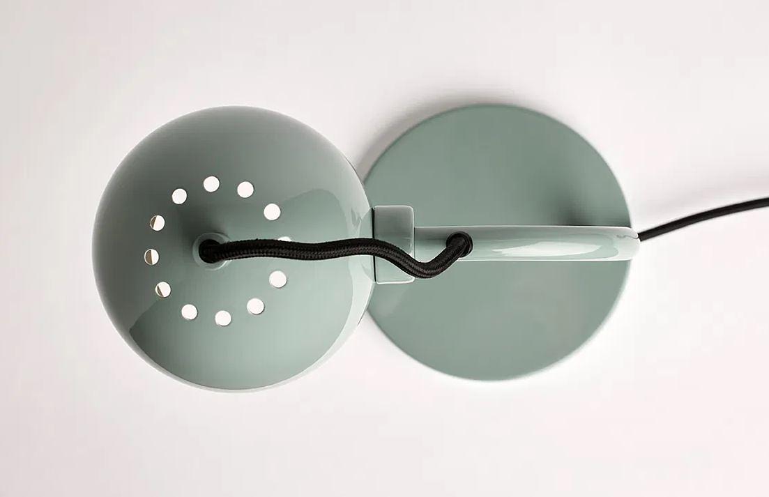 Table Lamp Ball Light Green 3