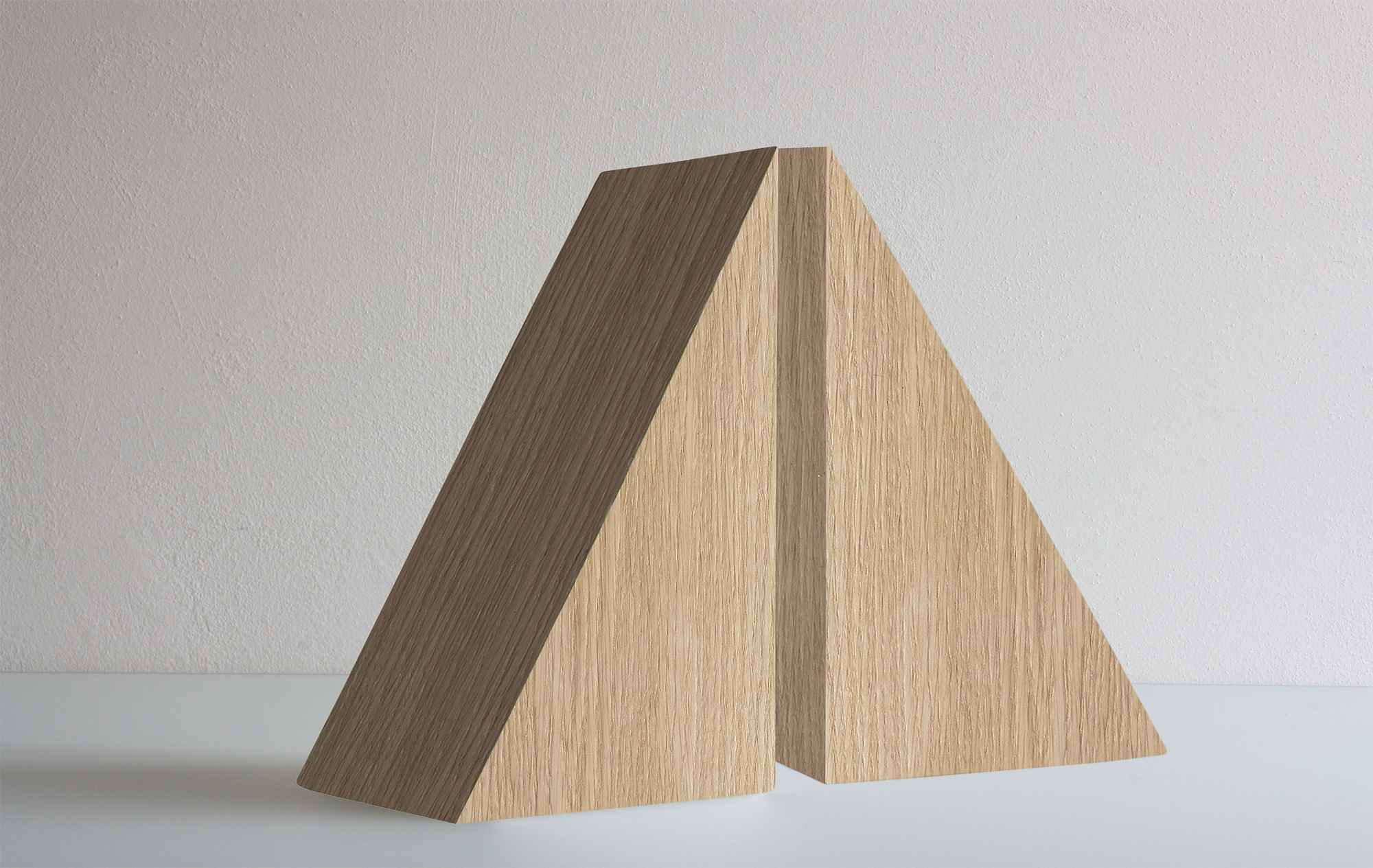 2x Bookend Oak Brown 3