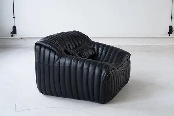 Sandra Chair Madras Leather Black 6