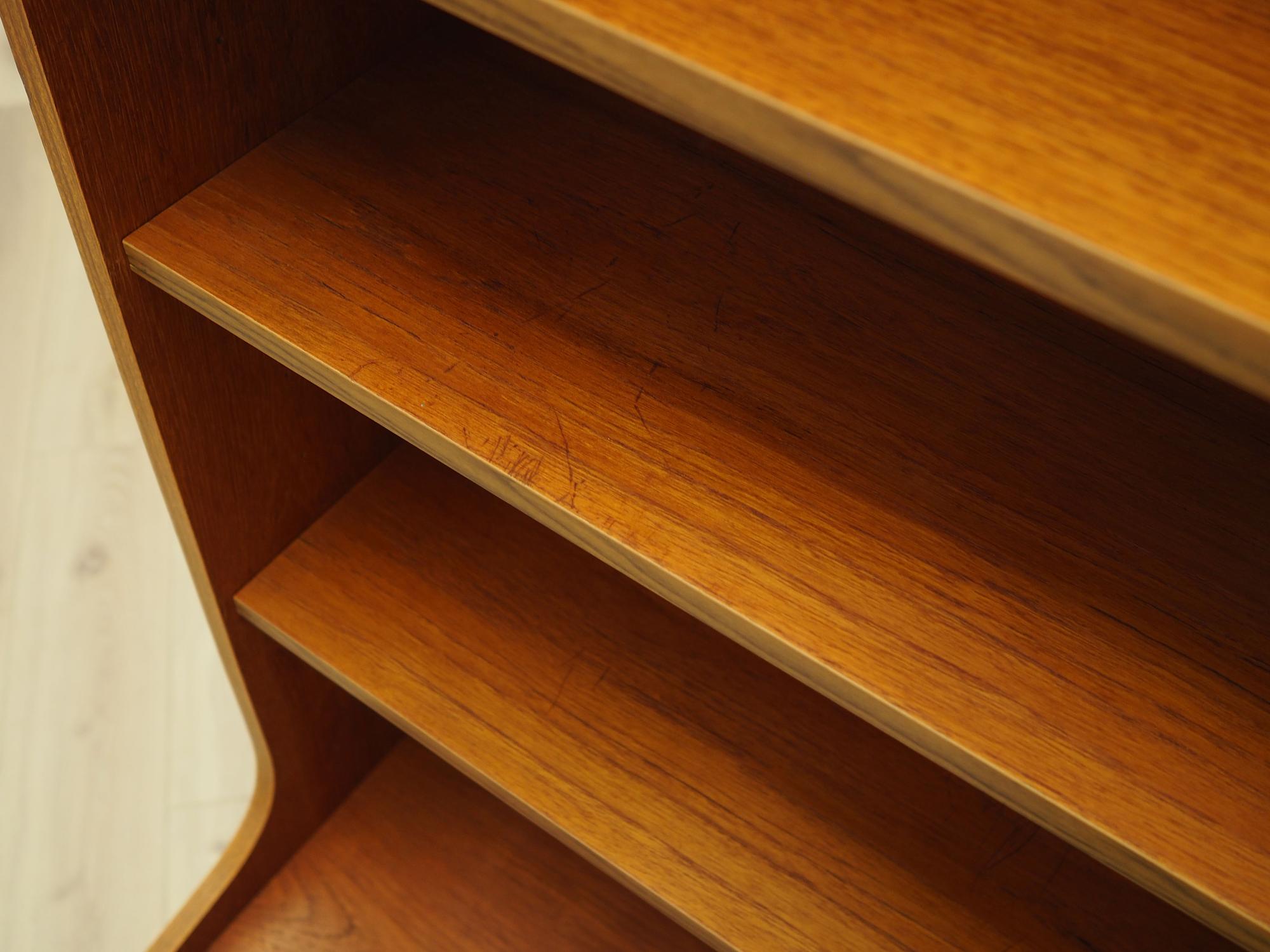 Regal Teakholz 1960er Jahre 13