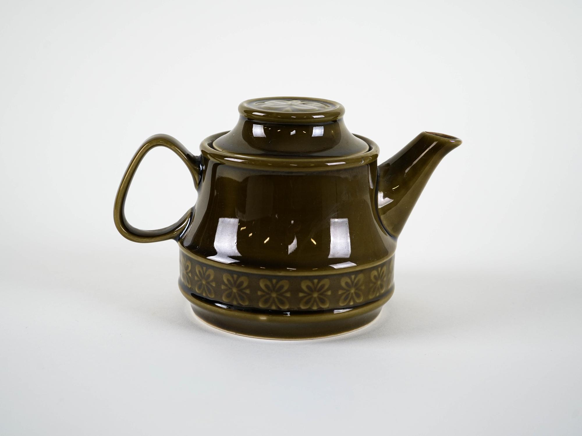 Ceramic teapot 1980s made in Poland 4