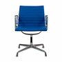 Eames EA 108 Aluminium Chair in Blau 0