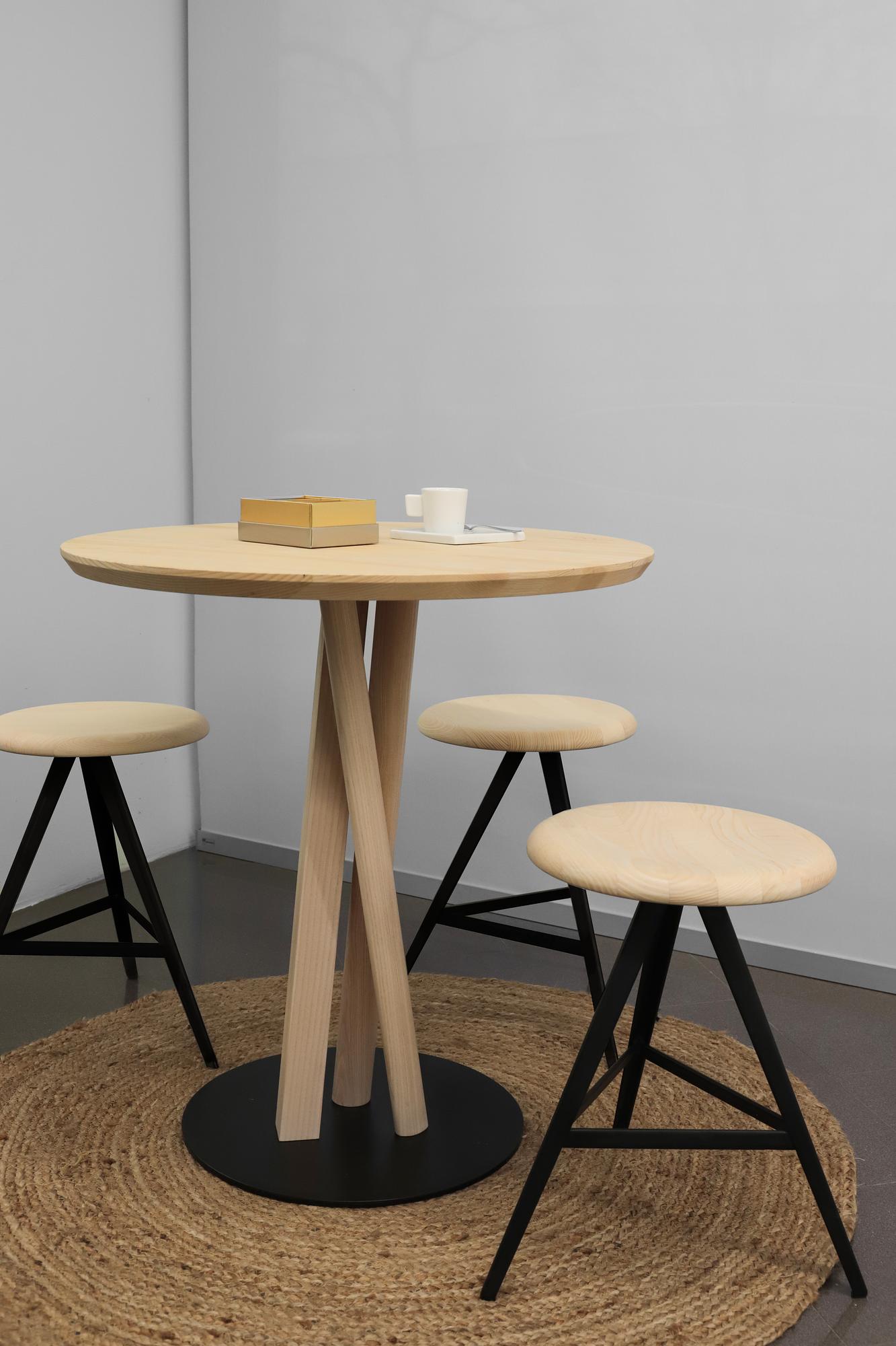 Kuky Basso Neutro Hocker Metall Holz Schwarz 4