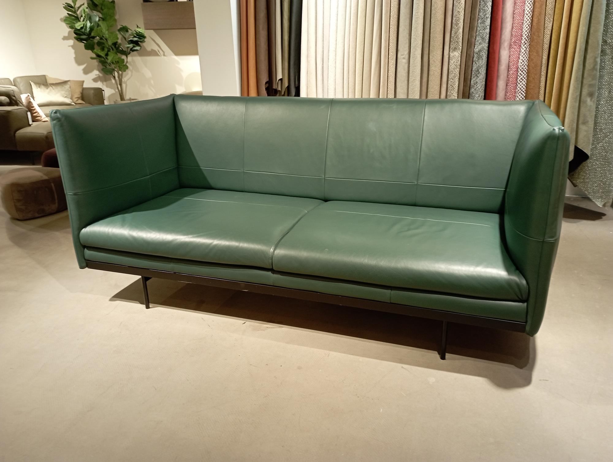 Nantes Sofa 2-seater Estoril leather dark green 1