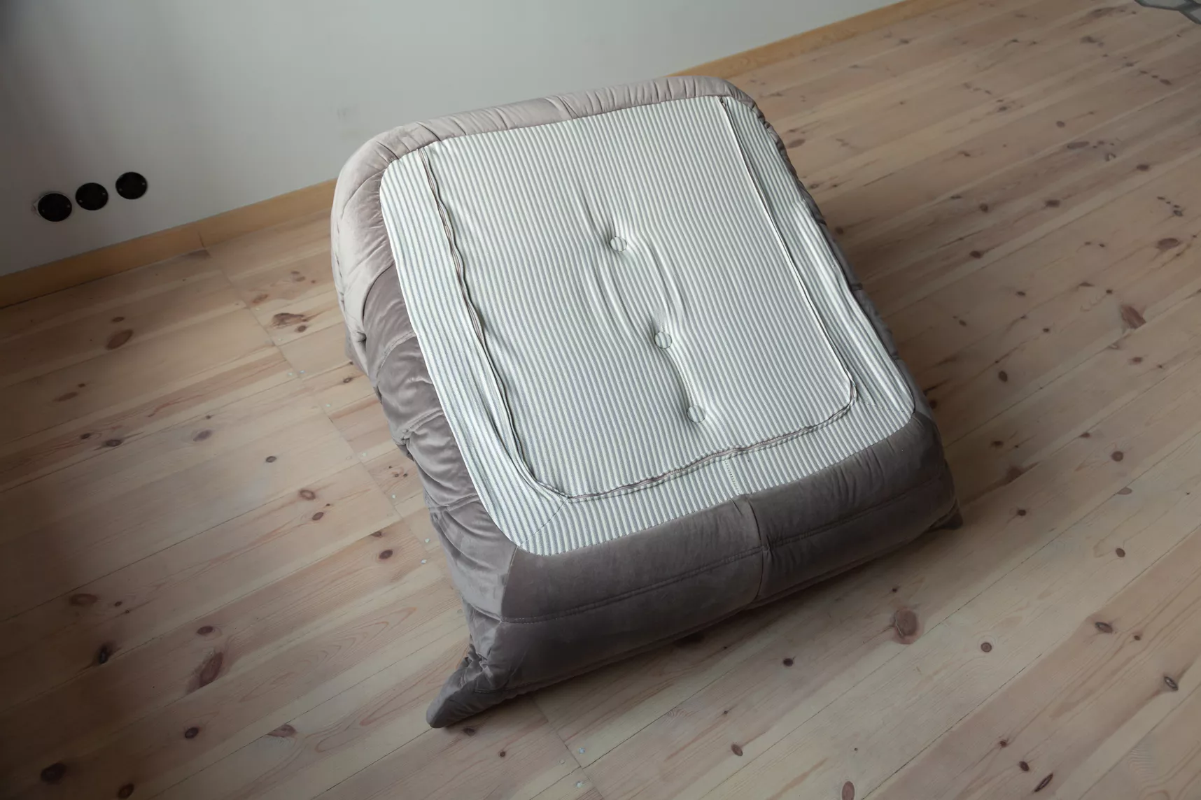 Togo Set Lounge 5 pezzi Velluto Grigio caldo 6