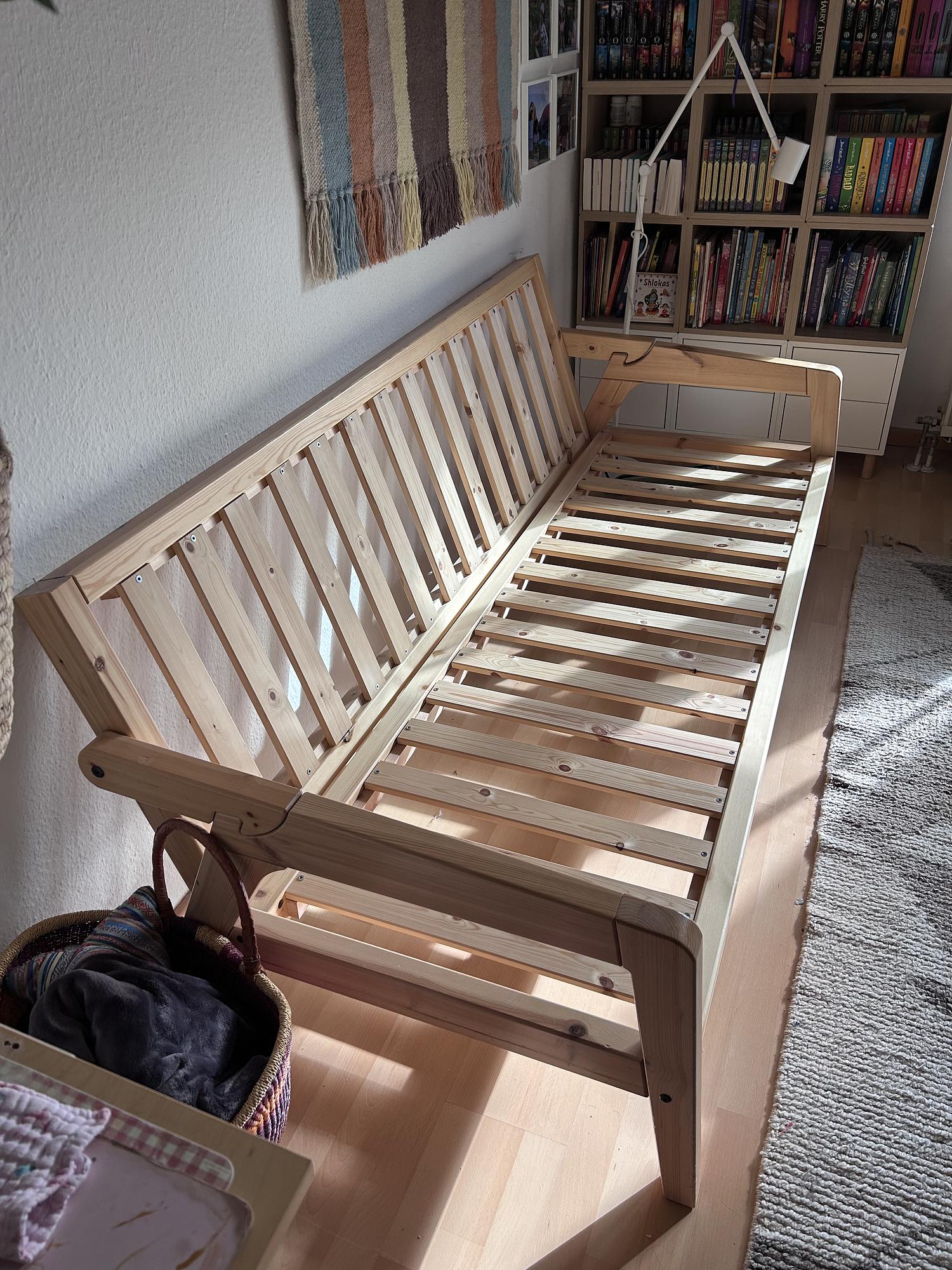 Grab Sofabett ohne Matratze 3