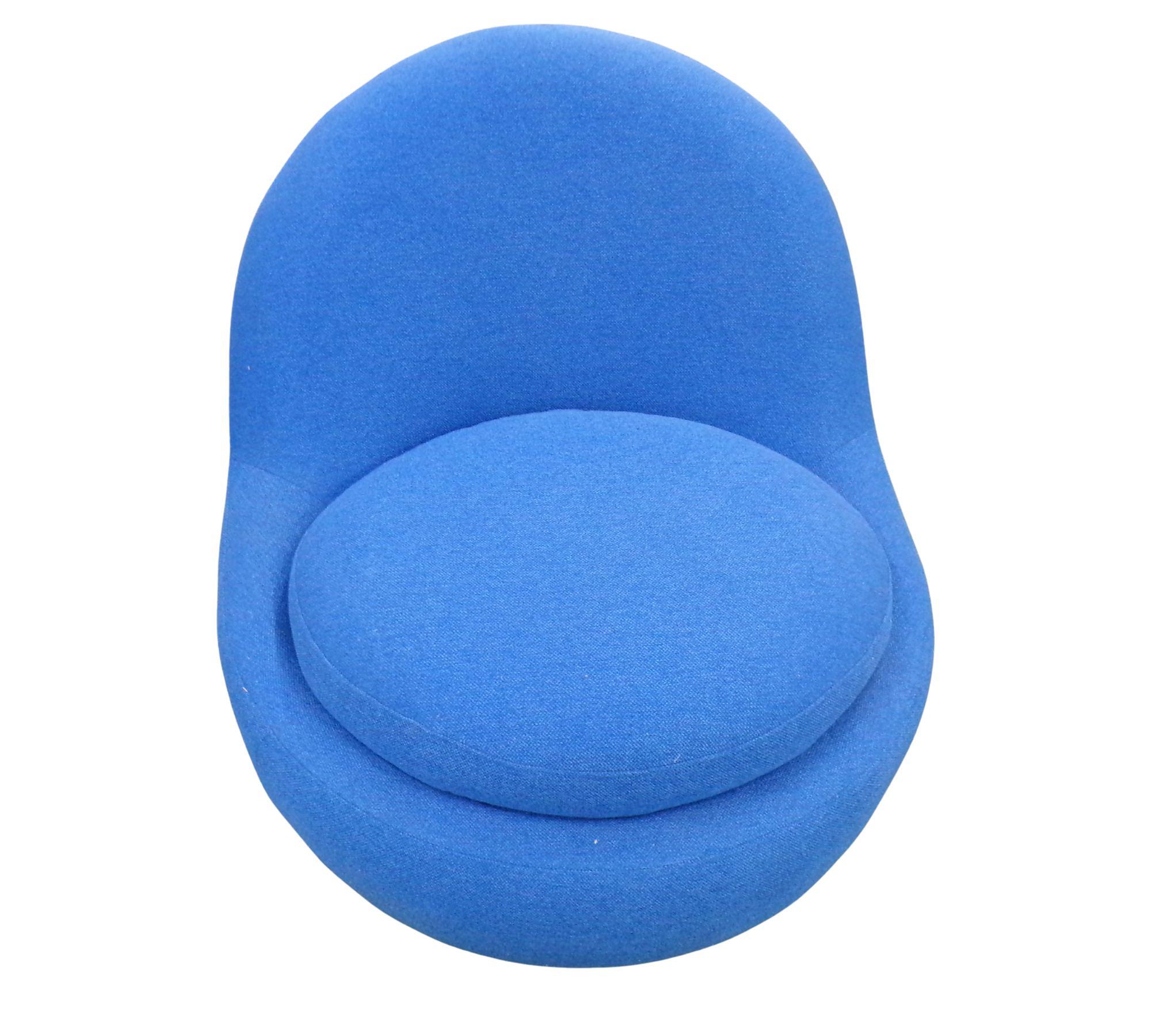 Babette Drehsessel Mark Cobalt Blue 4