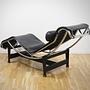 Le Corbusier LC4 Chaiselongue Leder Schwarz 2