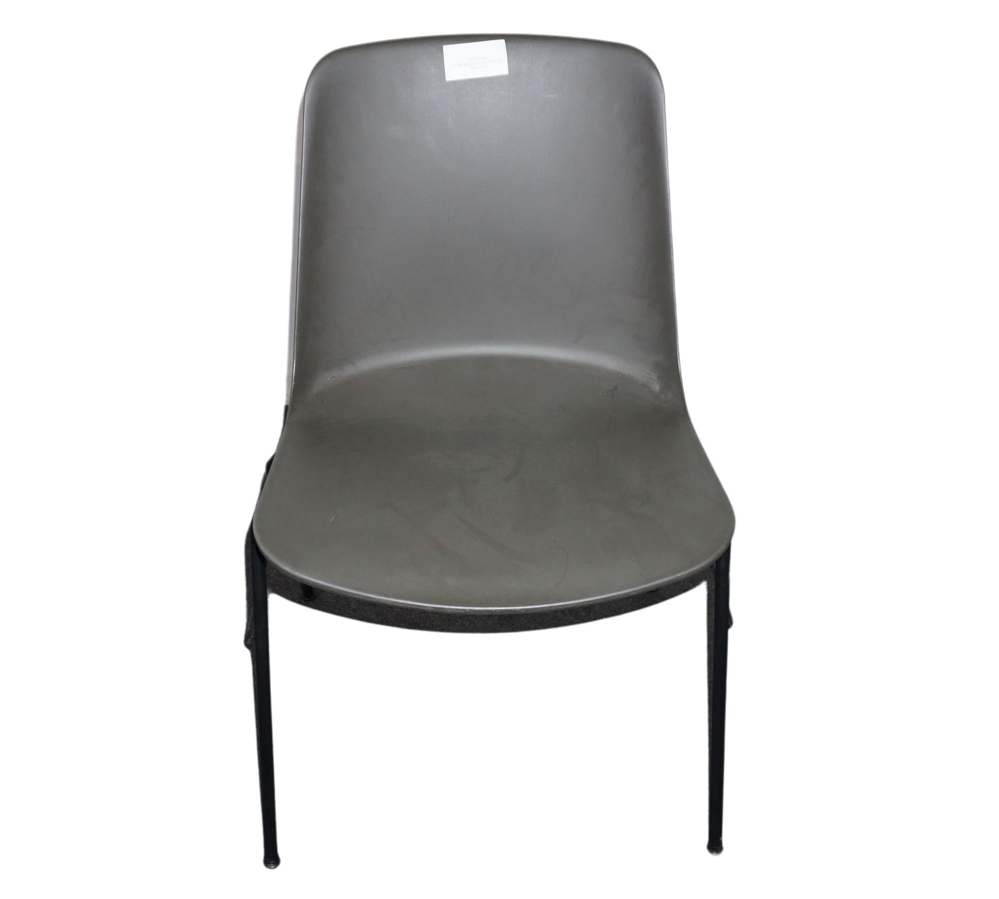 Rely HW 26 Chair Plastic Black 4