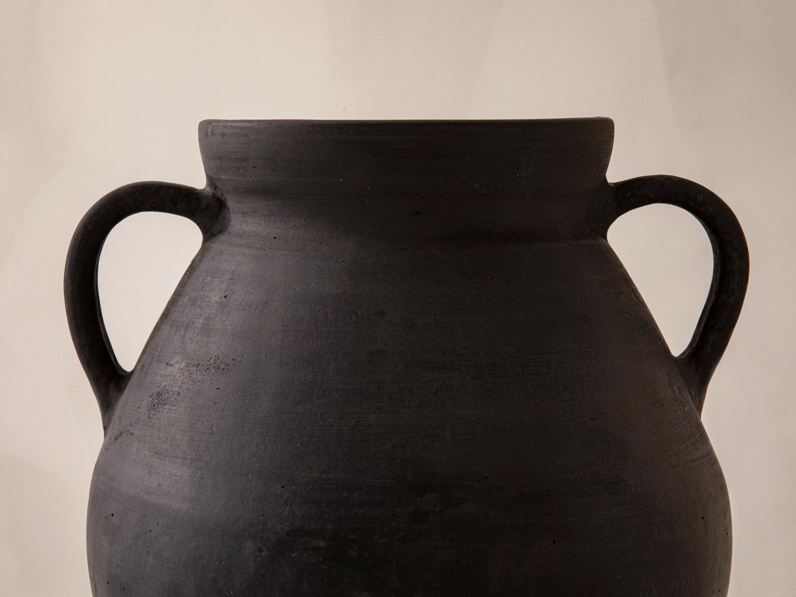 Nice Flower Pot Ceramic Black 2