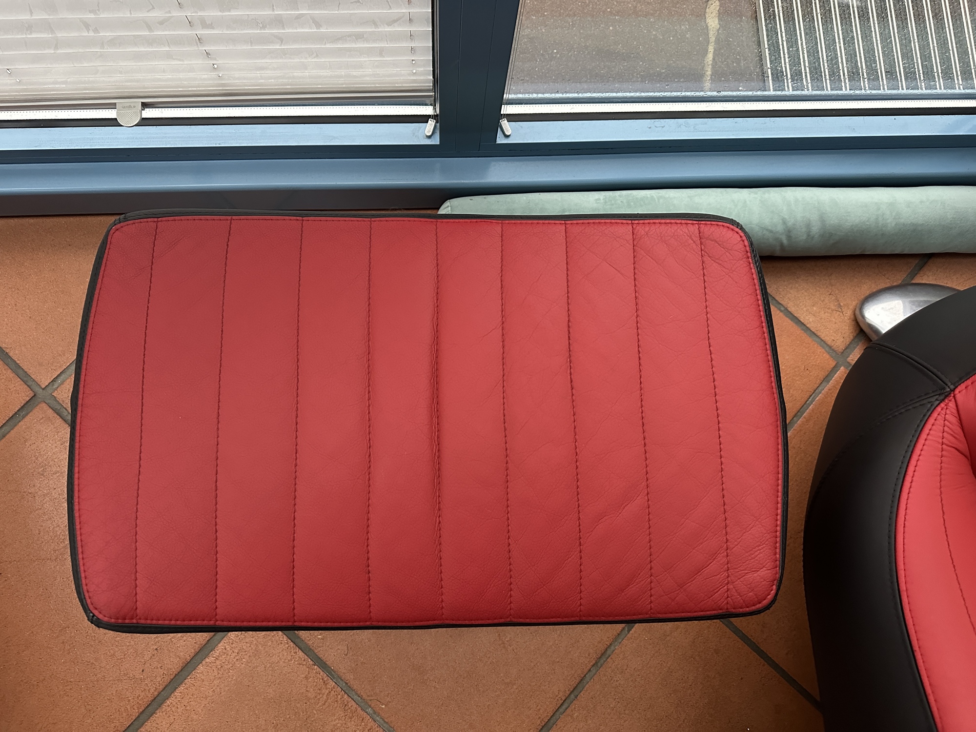 Balou Sessel & Hocker Leder Rot 4