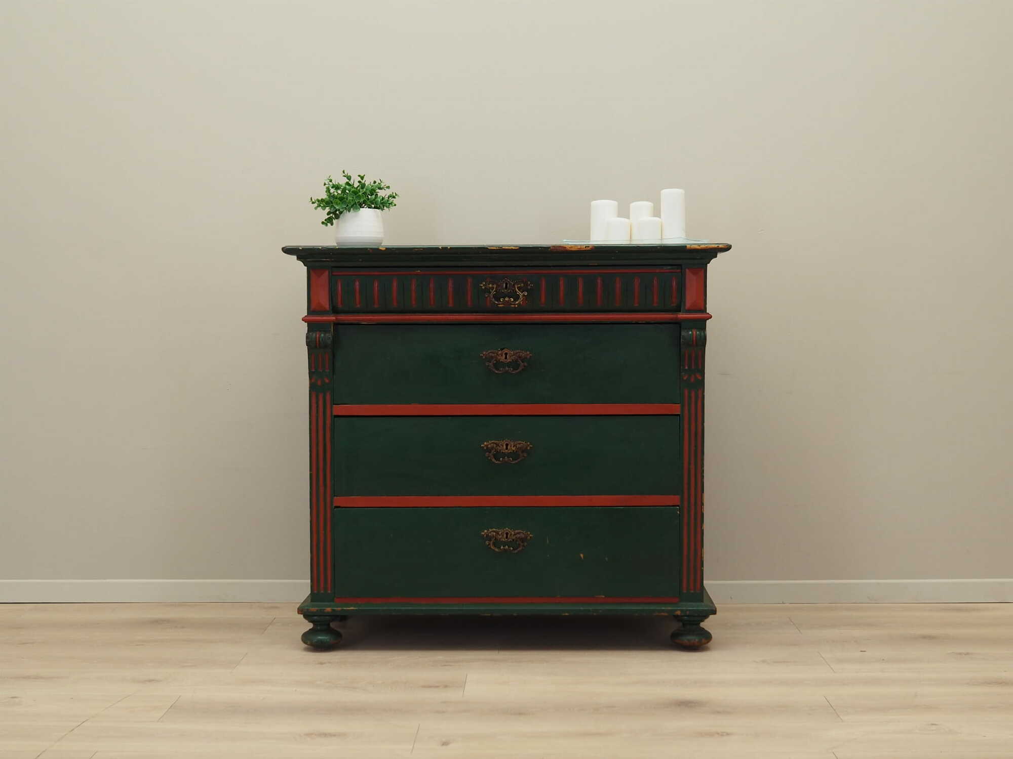 Chest of drawers Wood Green 1950s 1