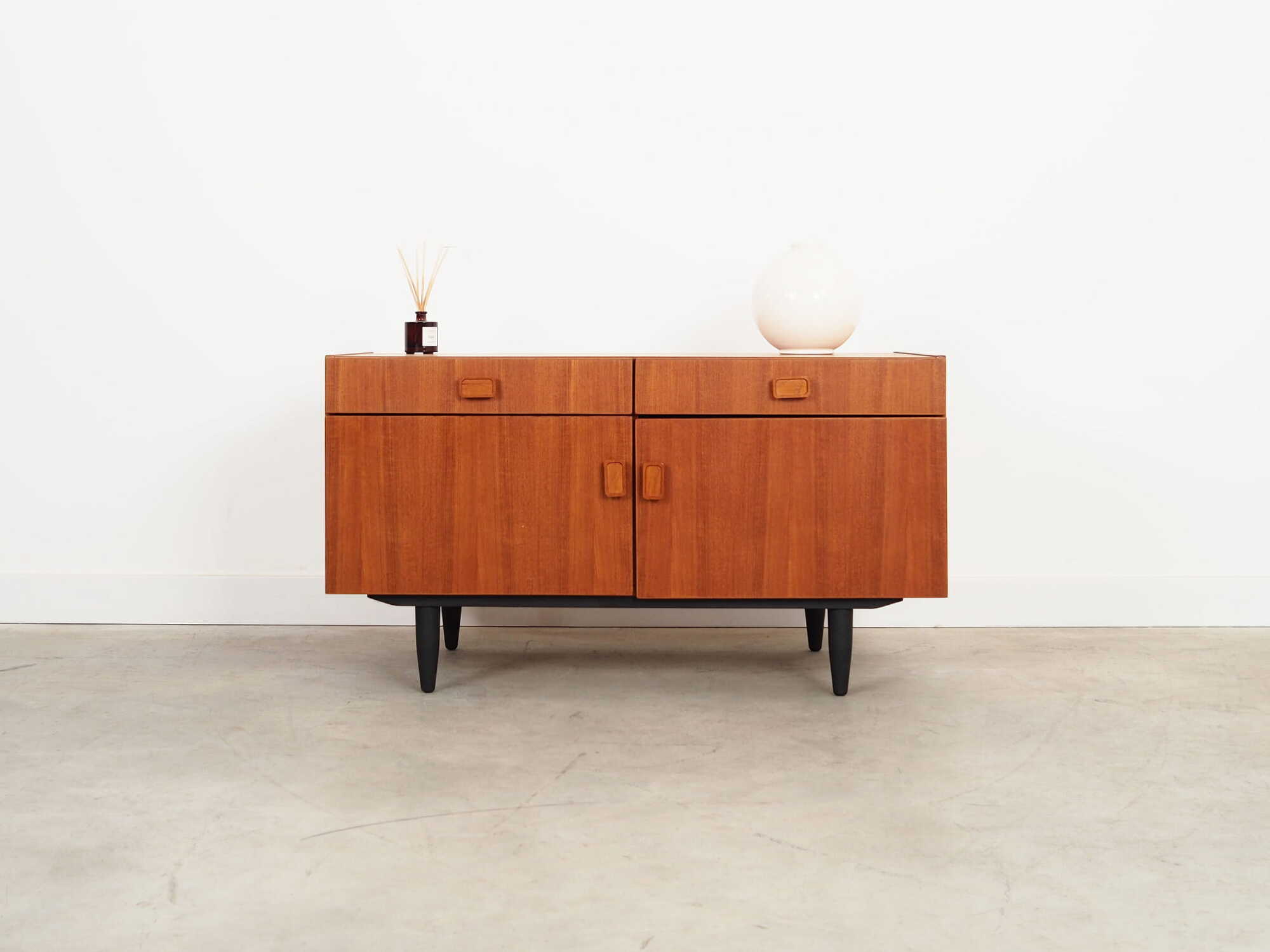 Vintage Schrank Teakholz Braun 1970er Jahre 1