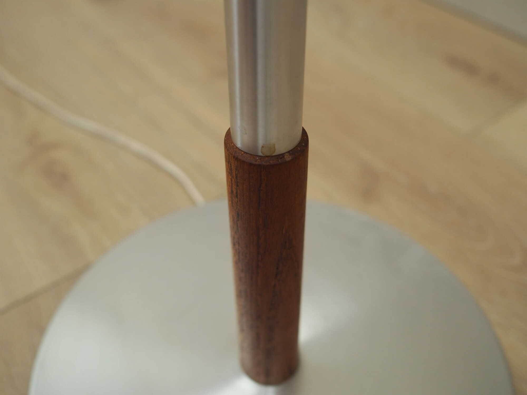 Vintage floor lamp metal plastic beige 1970s 6