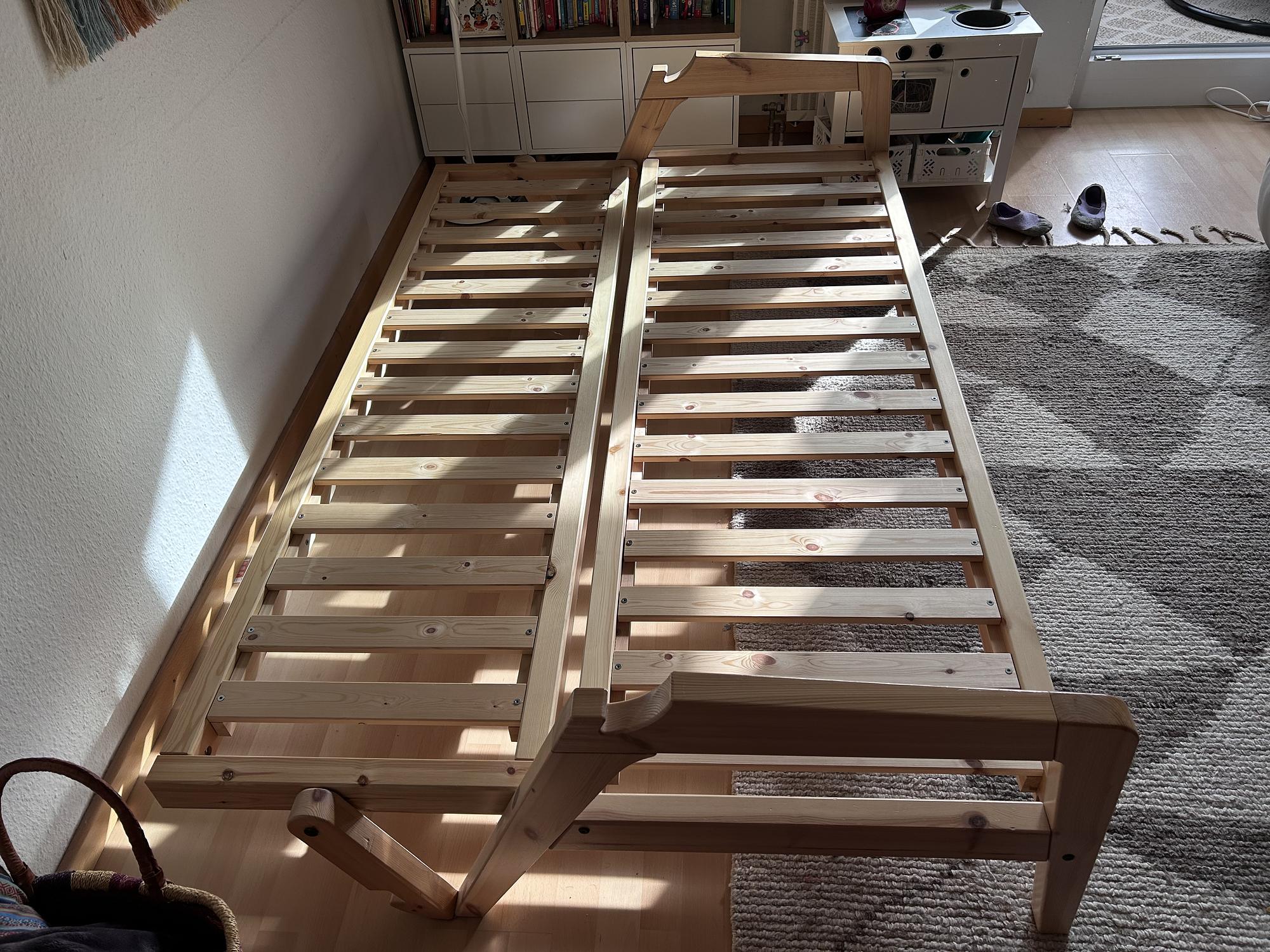 Grab Sofabett ohne Matratze 1