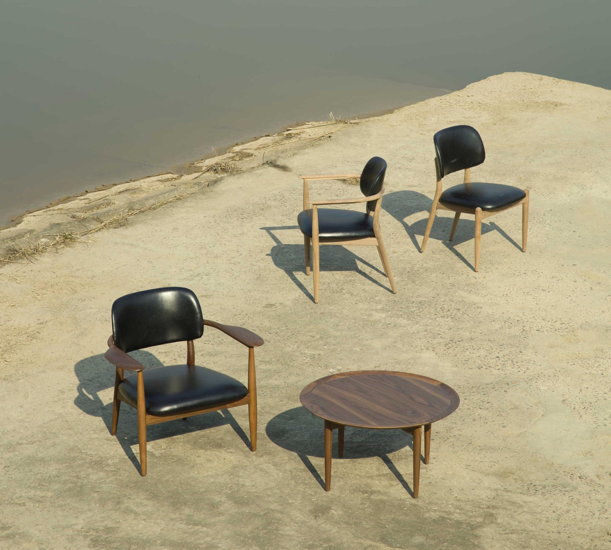 Sedia Slow Pelle Legno di noce Nero 1