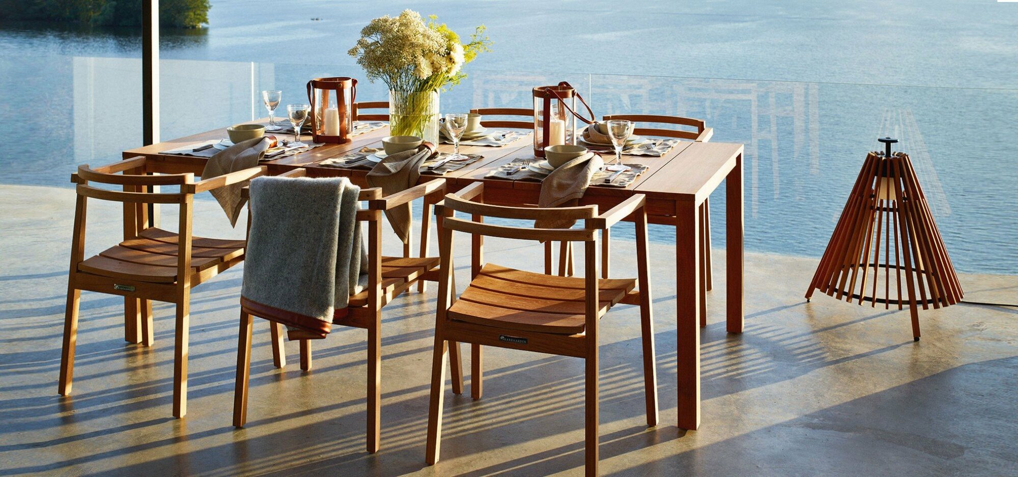 Oxnö Armlehnstuhl Braun 1