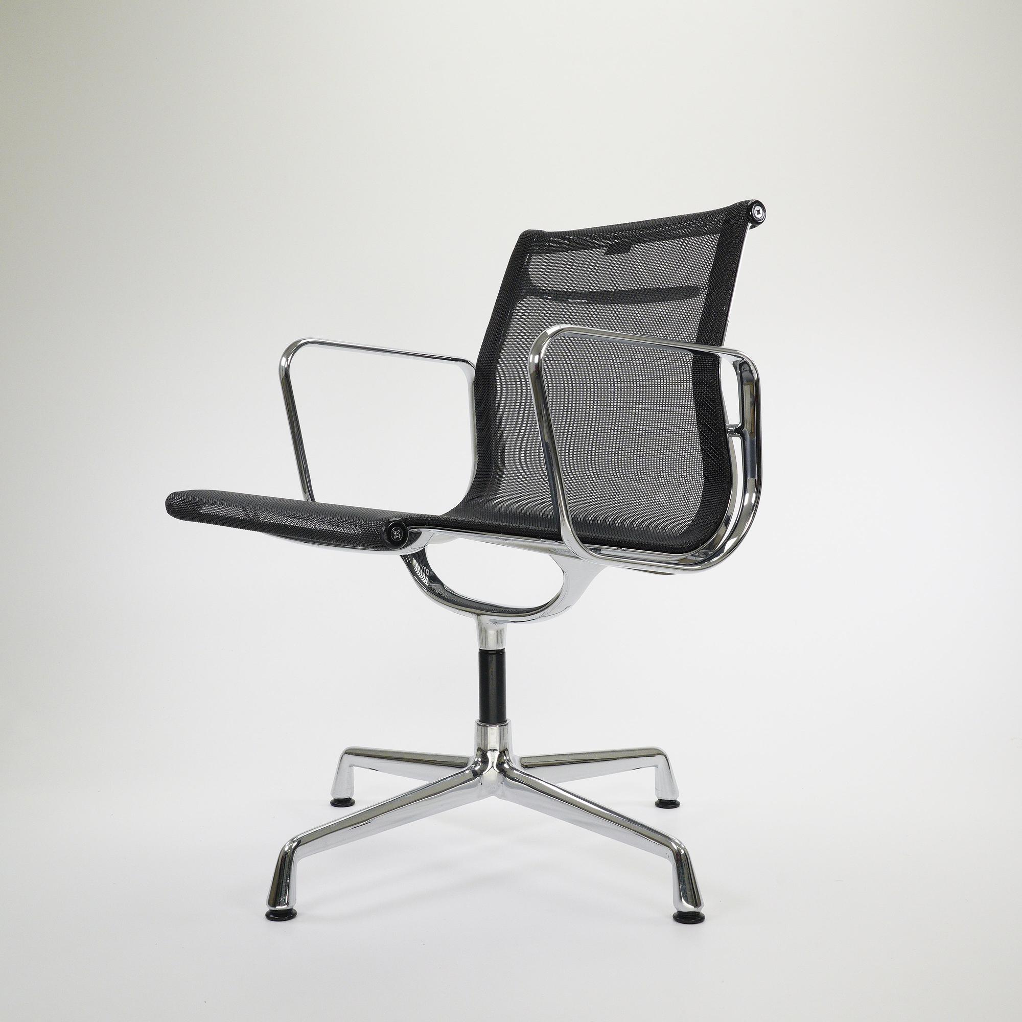 Eames EA 108 Stuhl Chrom Netz Schwarz 0