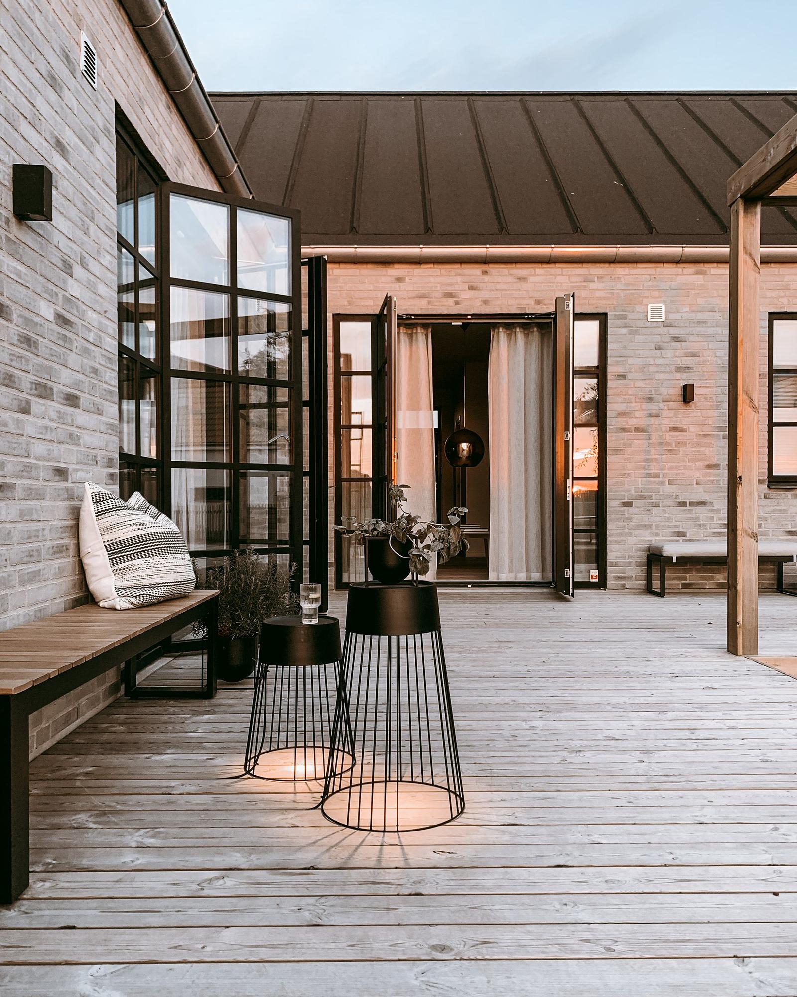 Koster 60 Lampada da terra Metallo Nero IP44 4