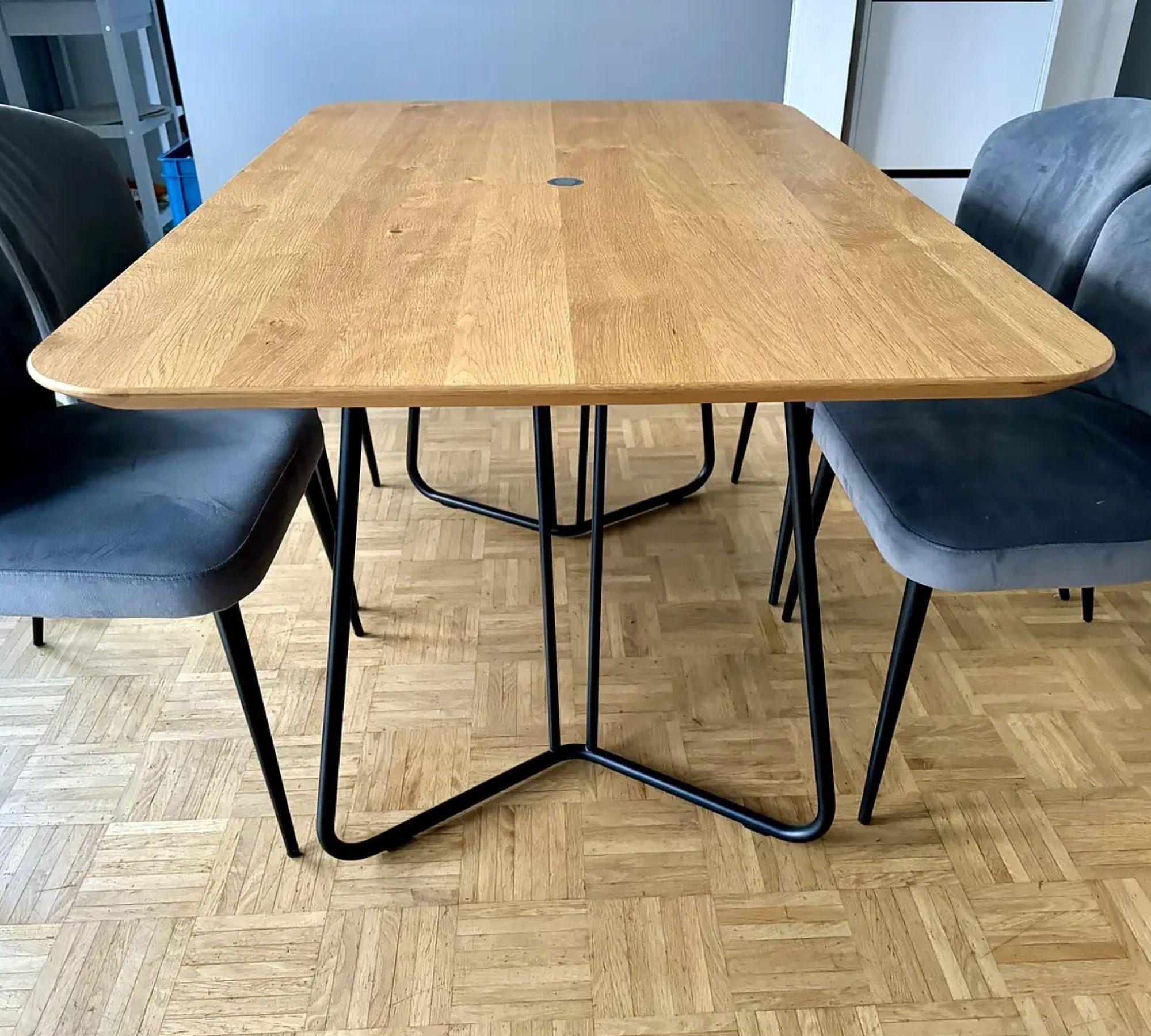 Wires Esstisch Holz Edelstahl Braun  3