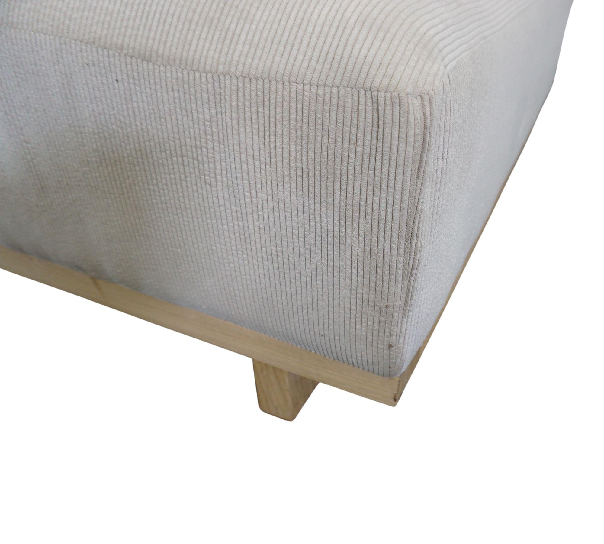 Aya Hocker Free Dune 1