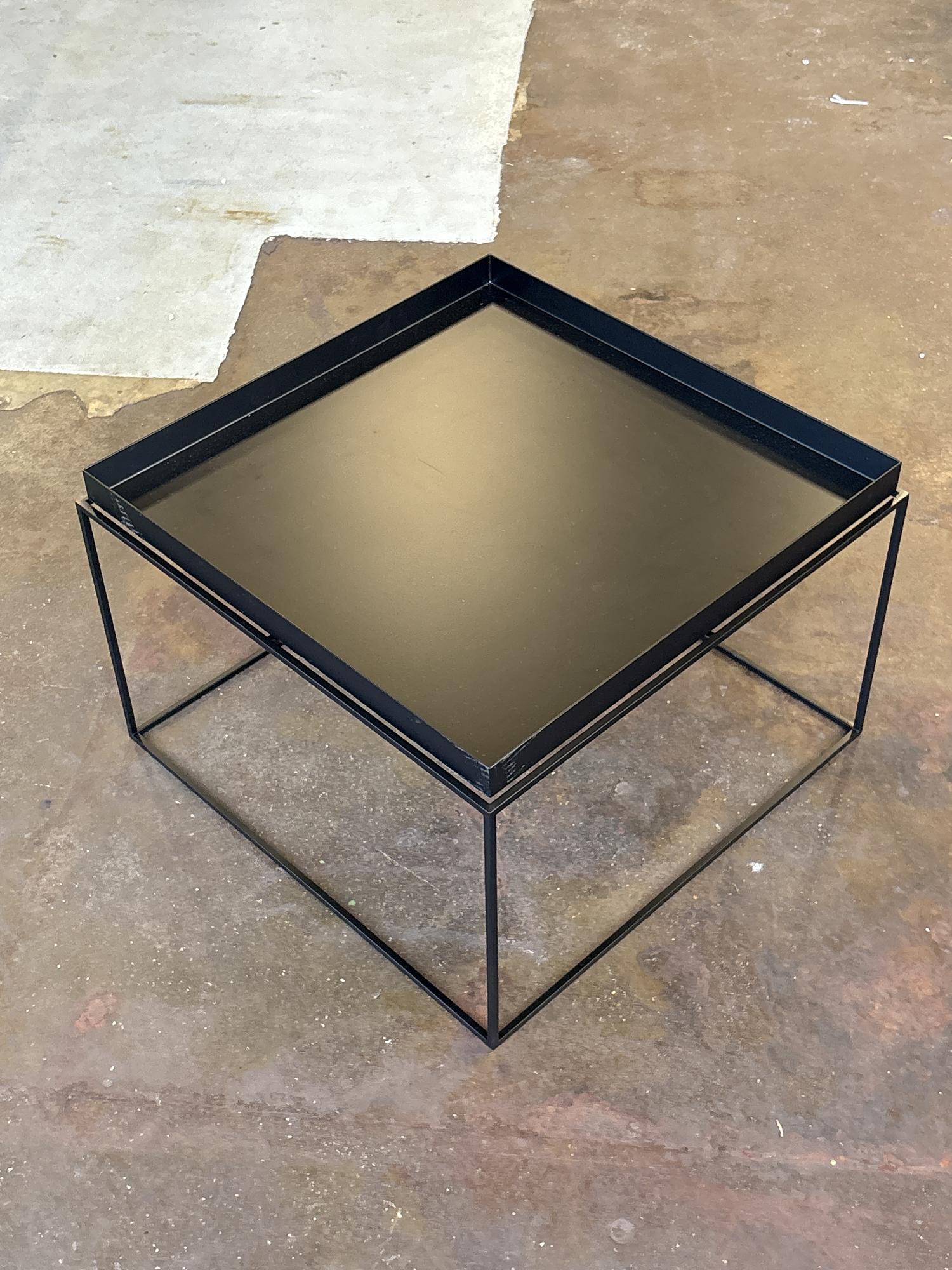 Slit coffee table black 2