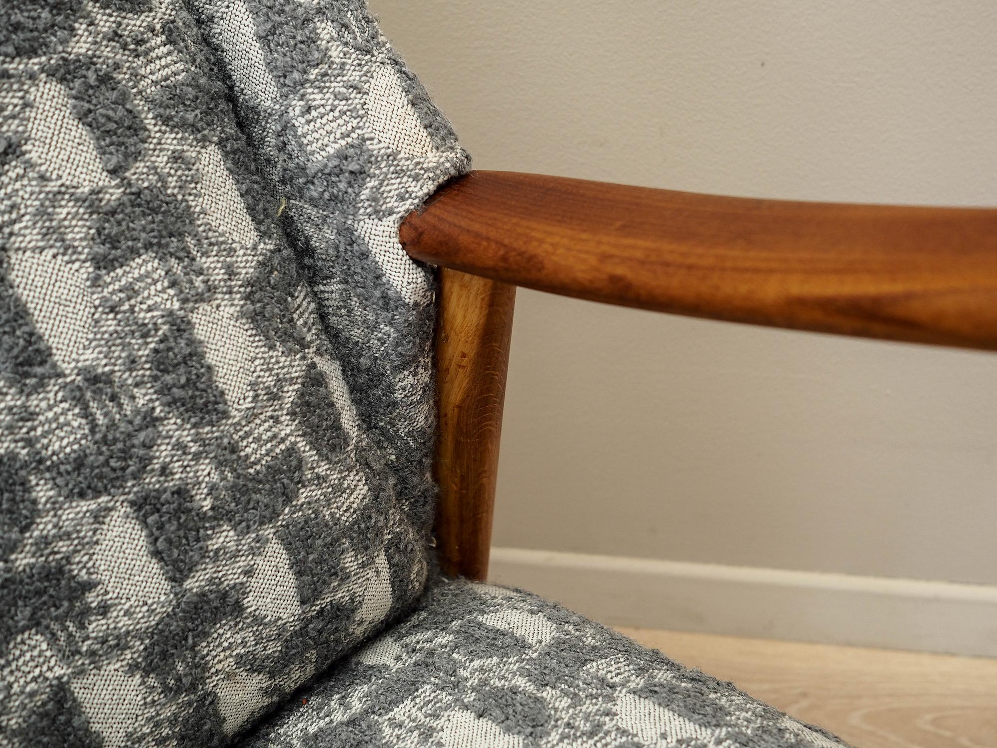 Colorful Oak Sofa 1970s 14