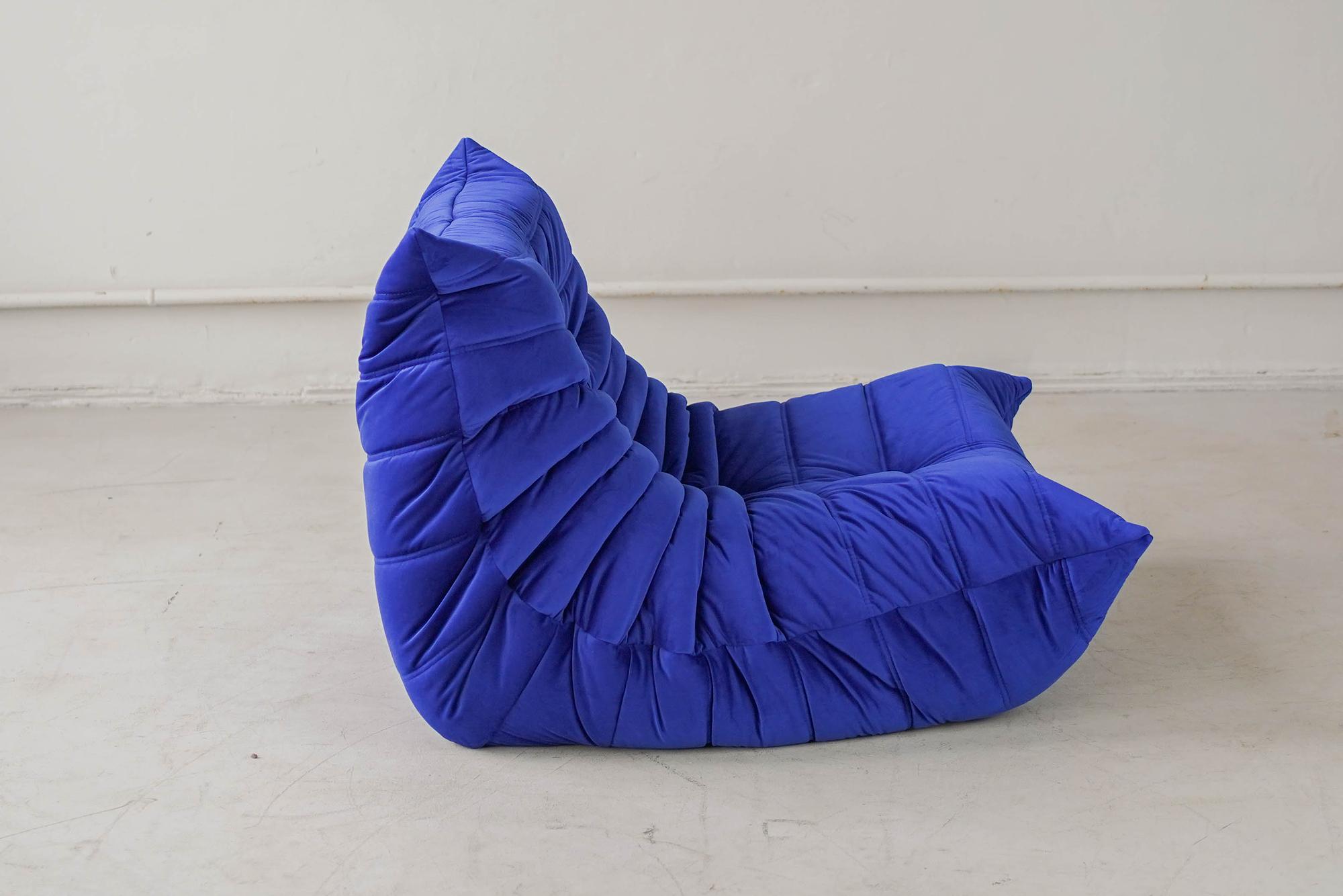 Togo armchair velvet cobalt blue 2