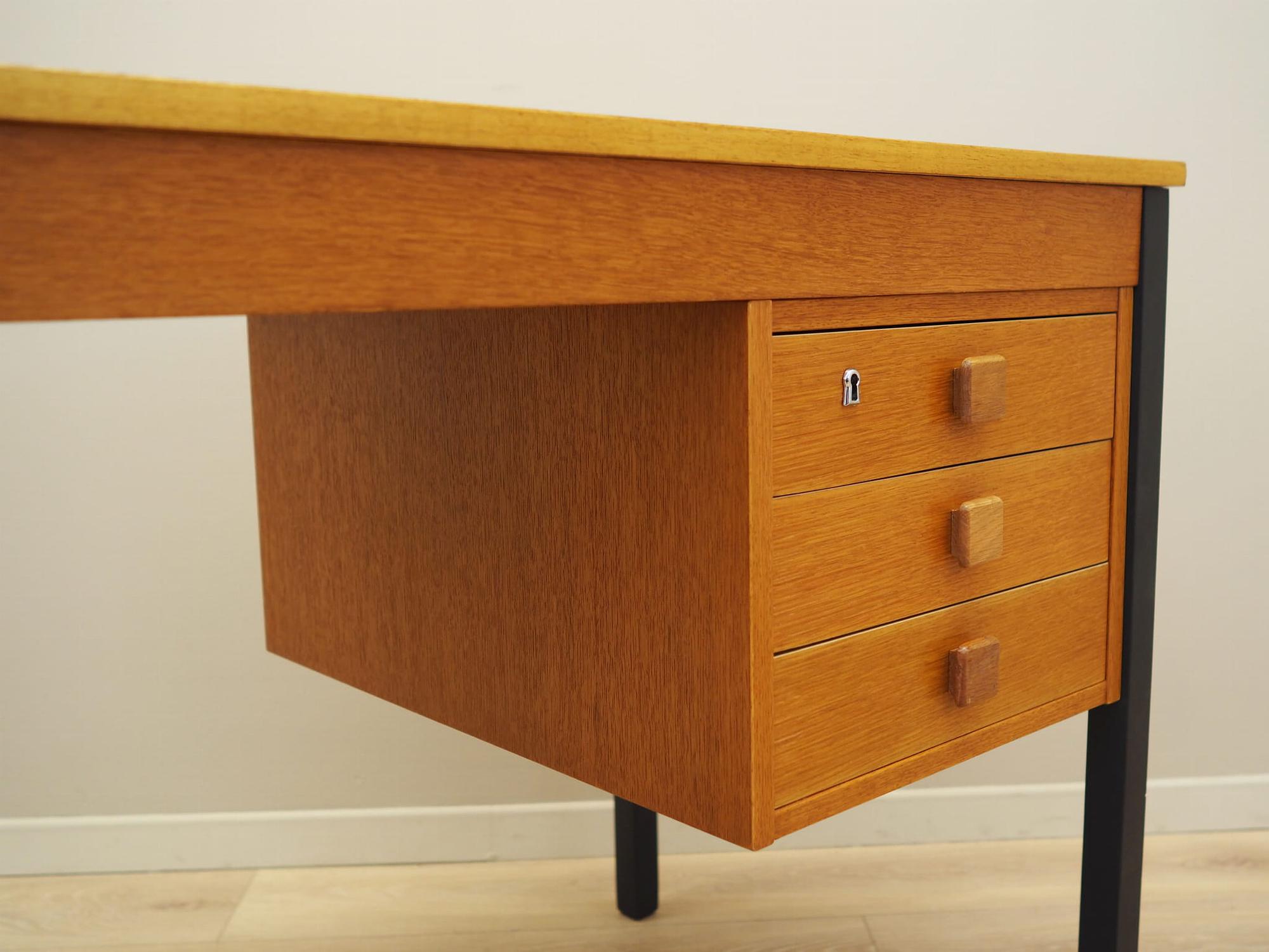 Vintage Schreibtisch Eschenholz Braun 1970er Jahre 10