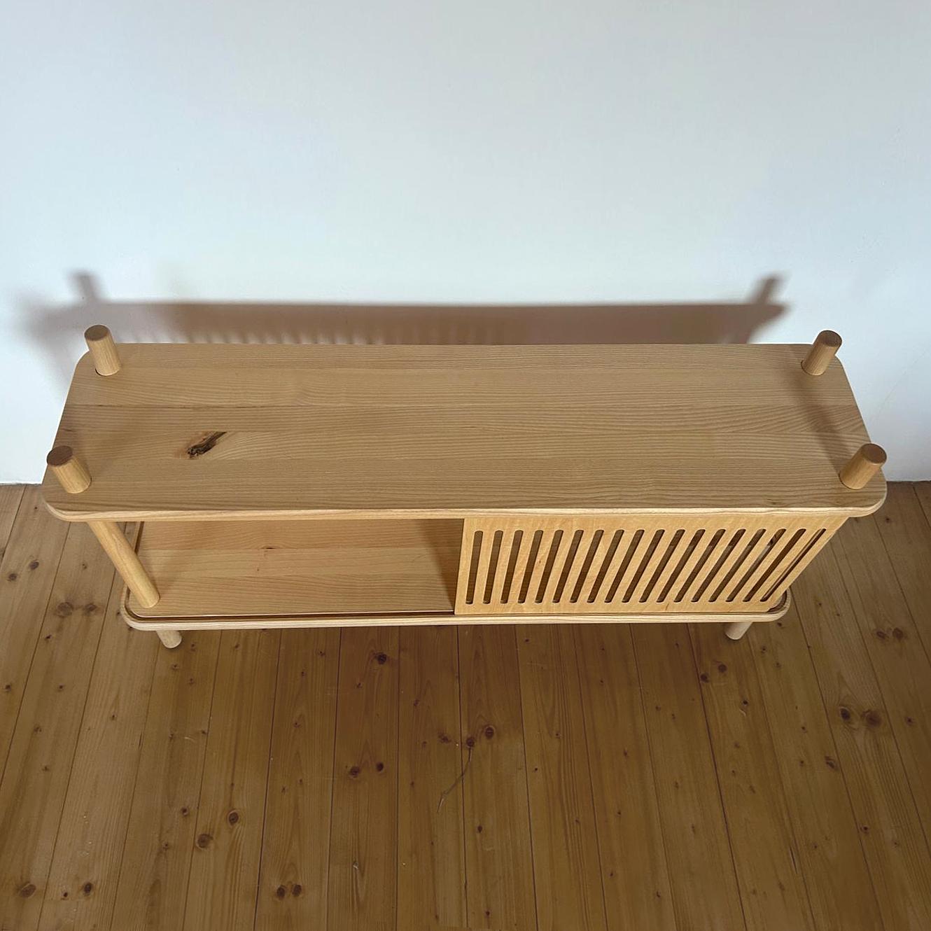 Blendend 1 Regal Eschenholz Braun 5