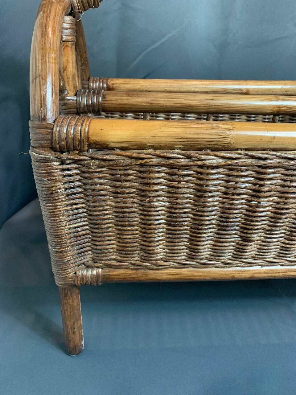 Vintage Zeitungsständer Rattan Braun 3