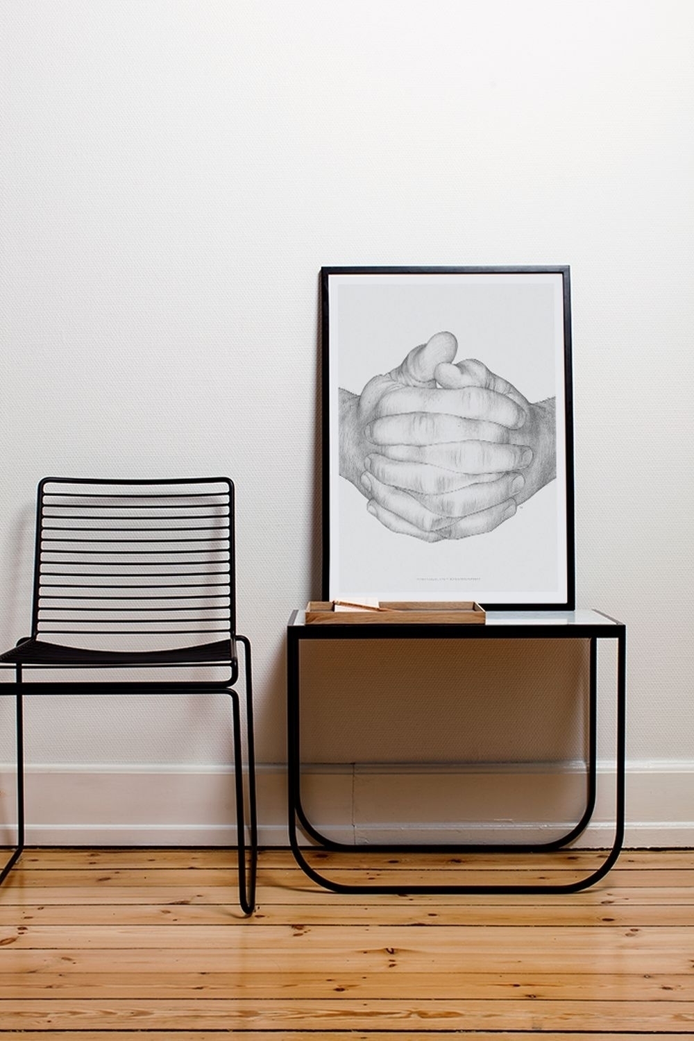 Folded Hands Poster Grau ohne Rahmen 3