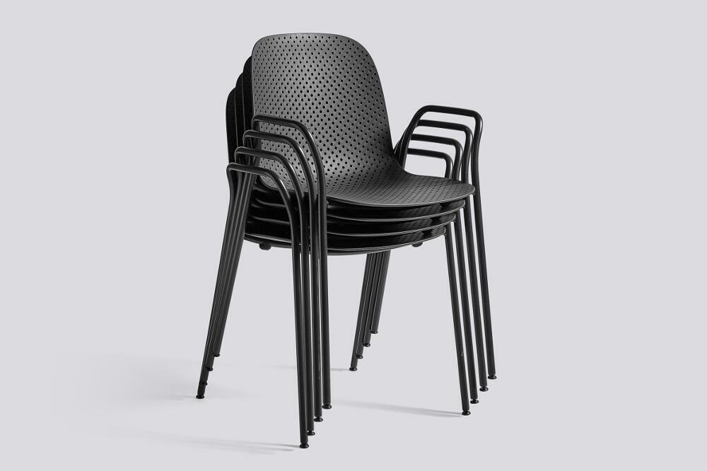 13eighty Arm Chair Grau 1