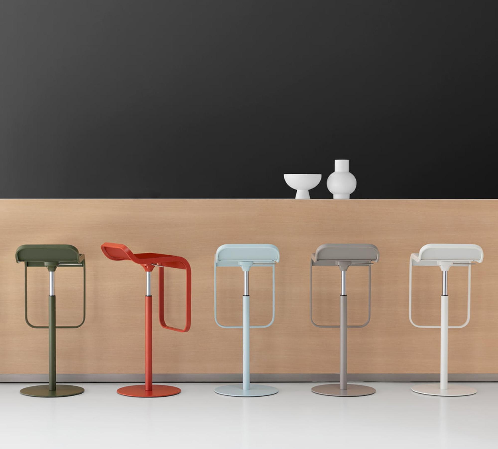 LEM Bar stools Wood Chrome Black 3