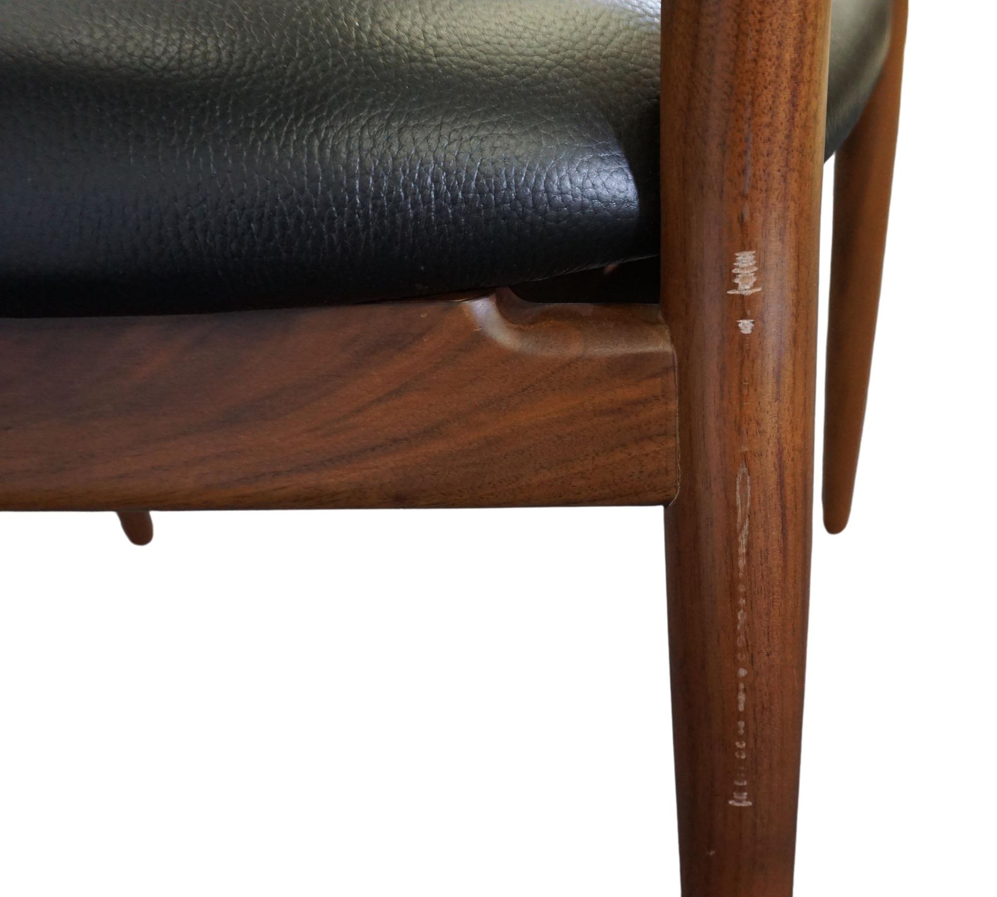 Sedia Slow Pelle Legno di noce Nero 6