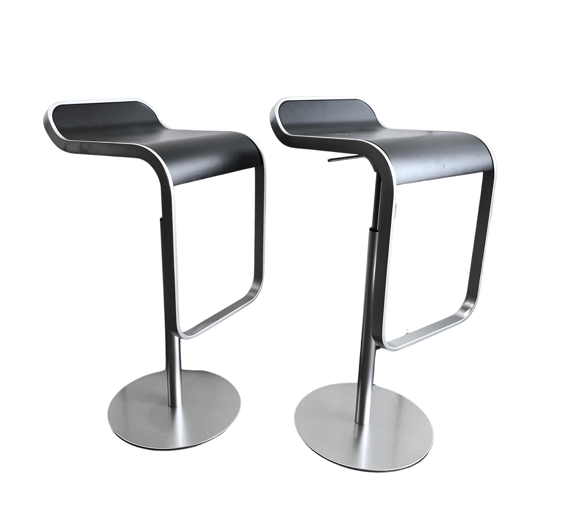 LEM Bar stools Wood Chrome Black 4