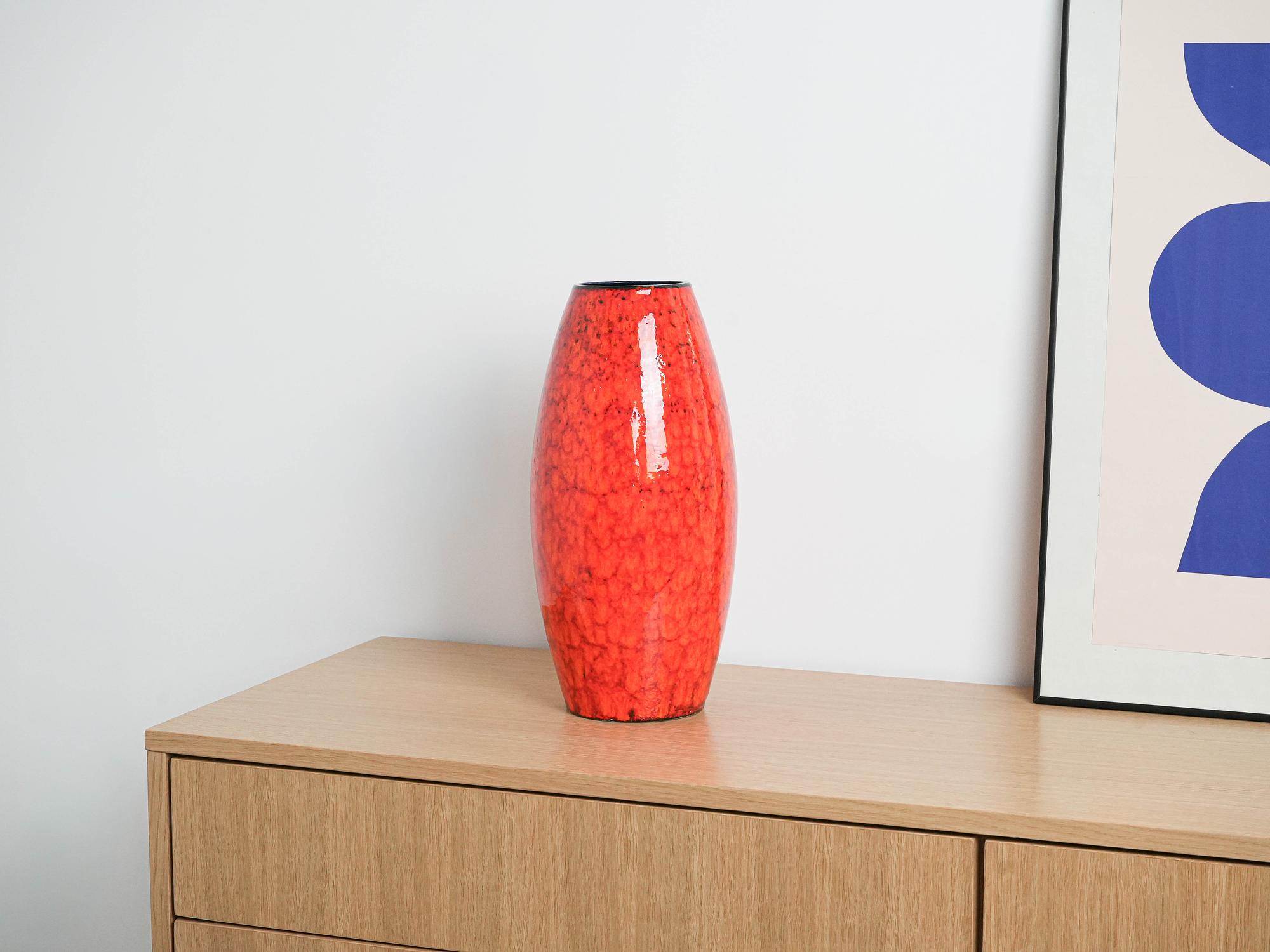 Red ceramic vase 1960s 8